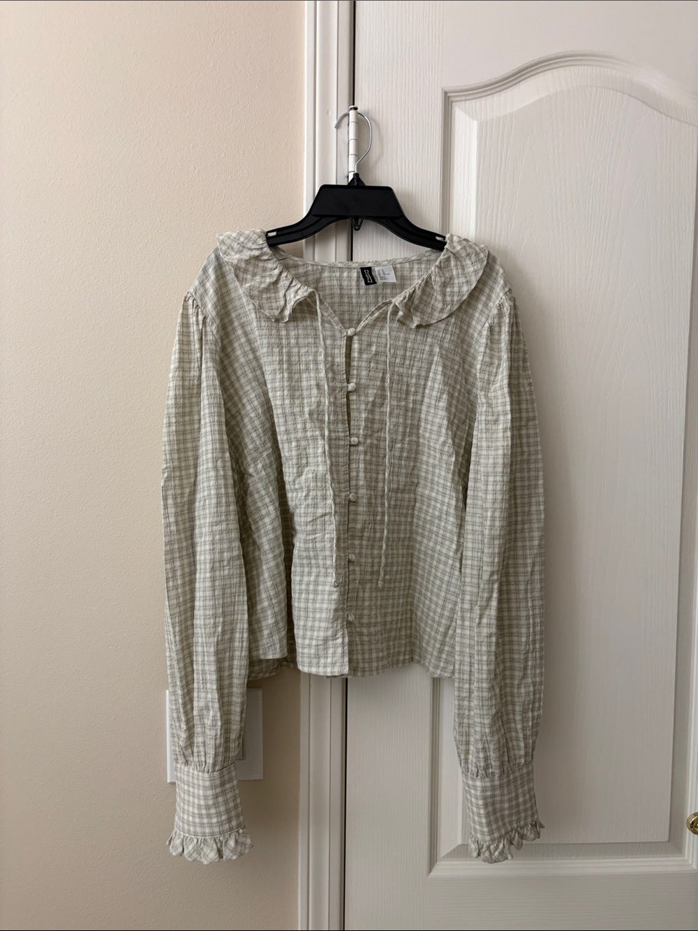 H&M Button-Front Ruffled Collar Top - Pale Green Plaid